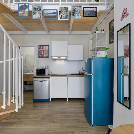 Chicco & Mirka Loft In Metro A Roma